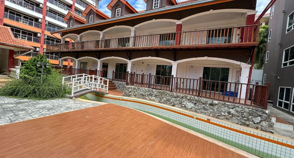 For sale 11 bed hotel in Bang Lamung, Chonburi