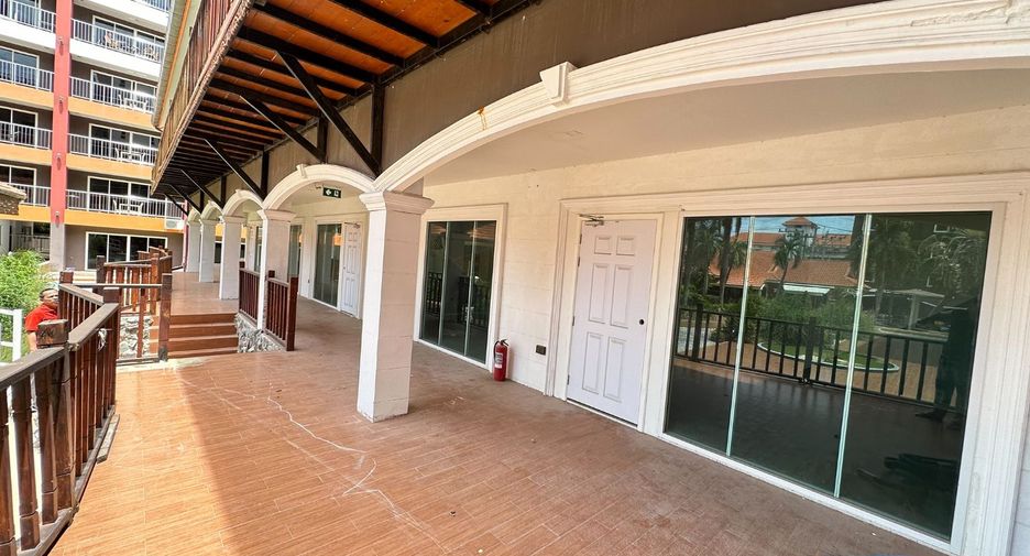 For sale 11 bed hotel in Bang Lamung, Chonburi