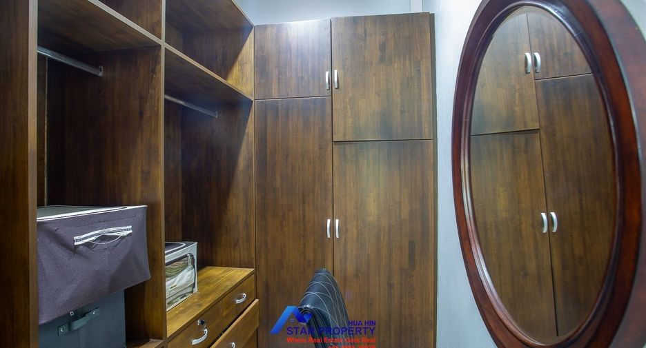 For sale 4 bedrooms villa in Sam Roi Yot, Prachuap Khiri Khan