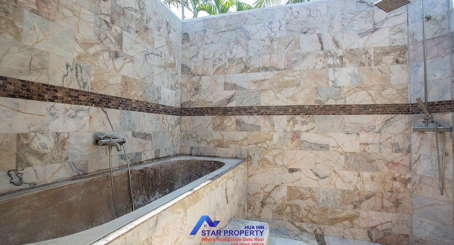 For sale 4 bedrooms villa in Sam Roi Yot, Prachuap Khiri Khan