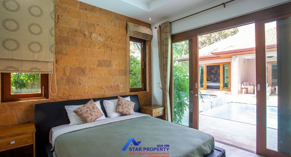 For sale 4 bedrooms villa in Sam Roi Yot, Prachuap Khiri Khan