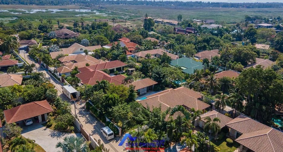 For sale 4 bedrooms villa in Sam Roi Yot, Prachuap Khiri Khan
