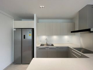 For rent 2 bedrooms apartment in Watthana, Bangkok