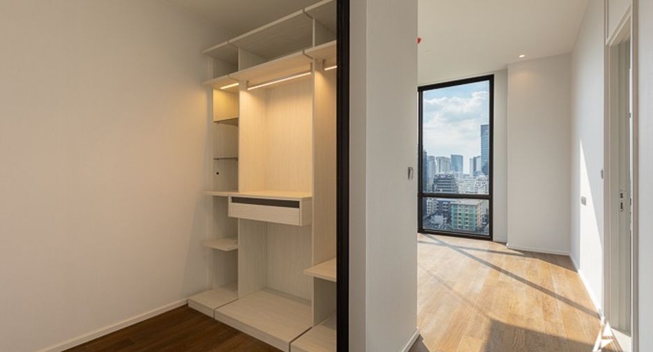 À vendre 2 chambres condo à Pathum Wan, Bangkok