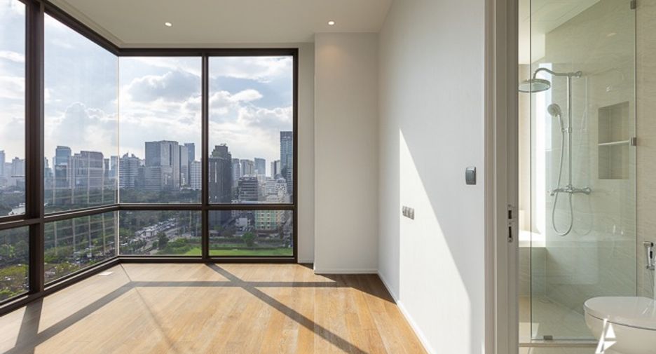 À vendre 2 chambres condo à Pathum Wan, Bangkok