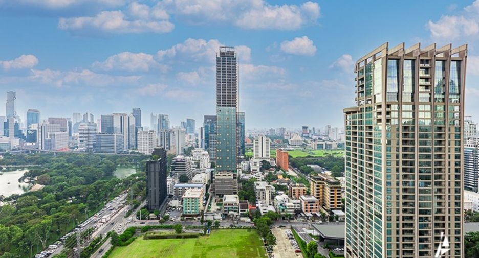 À vendre 2 chambres condo à Pathum Wan, Bangkok