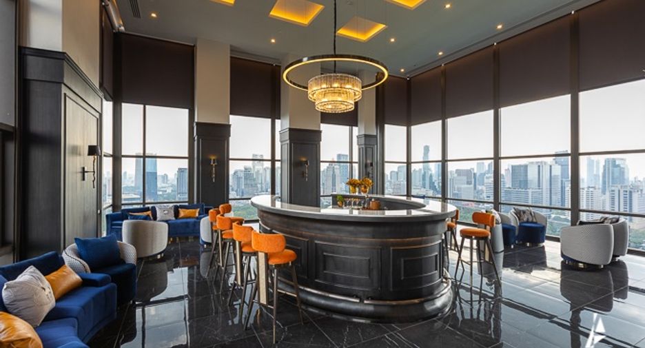 À vendre 2 chambres condo à Pathum Wan, Bangkok