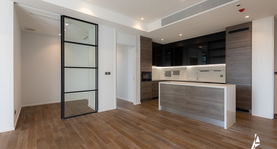 À vendre 2 chambres condo à Pathum Wan, Bangkok
