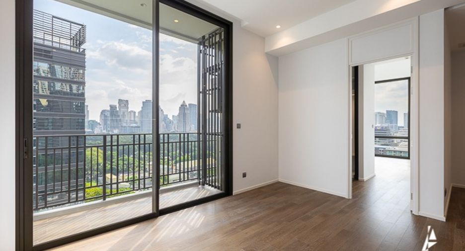 À vendre 2 chambres condo à Pathum Wan, Bangkok