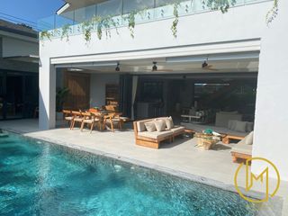 For rent and for sale 4 bedrooms villa in Thalang, Phuket
