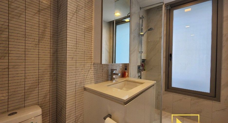 À louer 2 chambres condo à Watthana, Bangkok