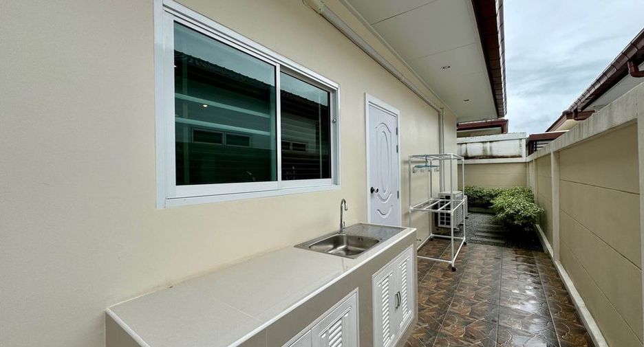 出租 和 出售 3 卧室 独立屋 在 Bang Lamung, Chon Buri