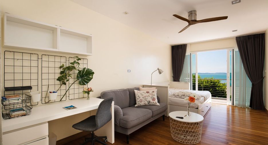 For rent 3 bedrooms condo 