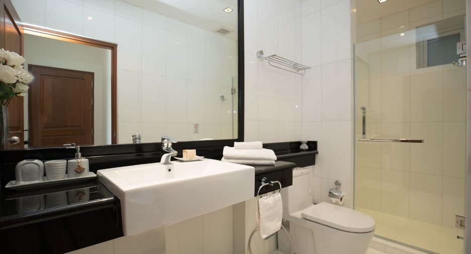 For rent 3 bedrooms condo 