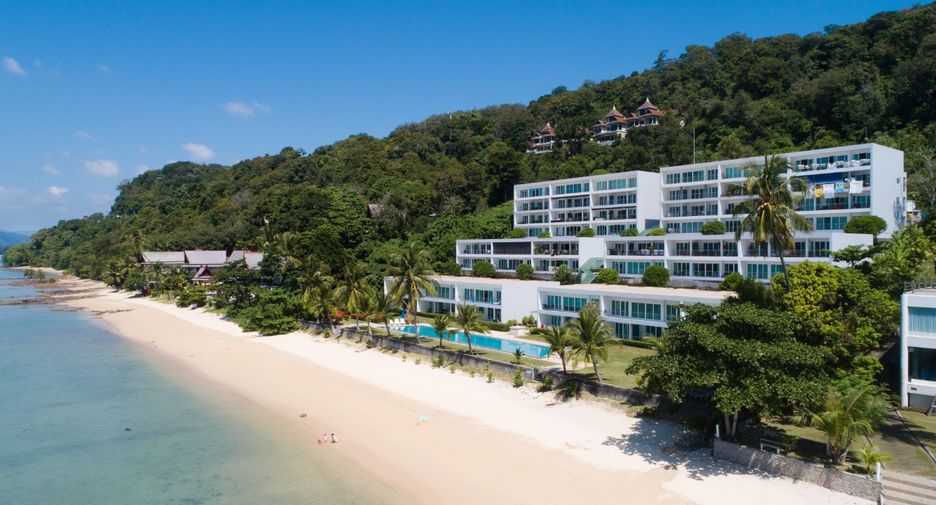 For rent 3 bedrooms condo 