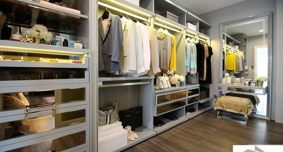 Haus zum Kauf mit 4 Zimmer in Bang Khen, Bangkok