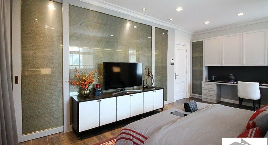 Haus zum Kauf mit 4 Zimmer in Bang Khen, Bangkok