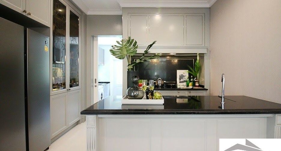 Haus zum Kauf mit 4 Zimmer in Bang Khen, Bangkok
