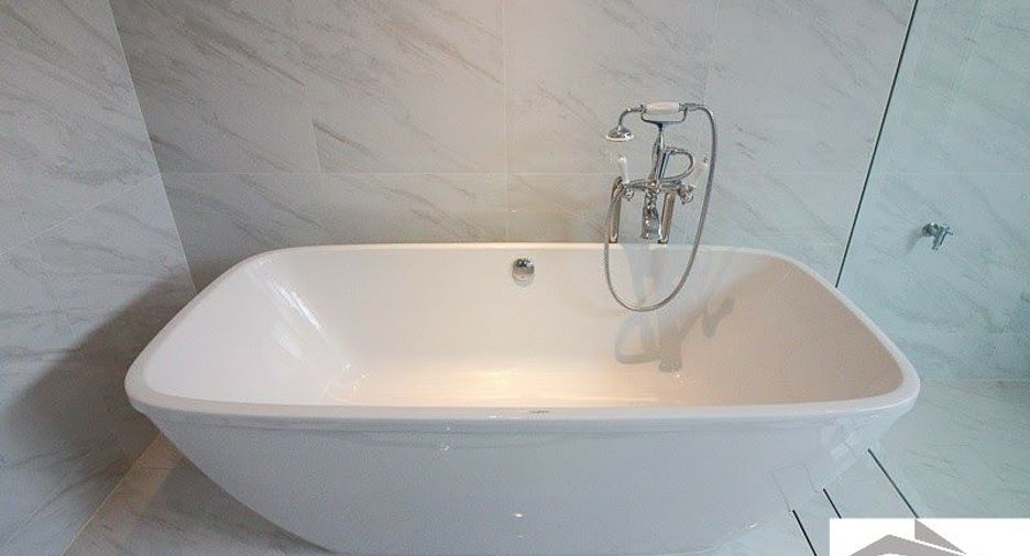 Haus zum Kauf mit 4 Zimmer in Bang Khen, Bangkok