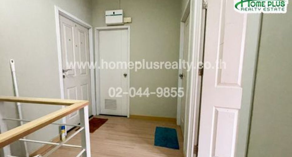 For sale 3 bedrooms townhouse in Mueang Pathum Thani, Pathum Thani
