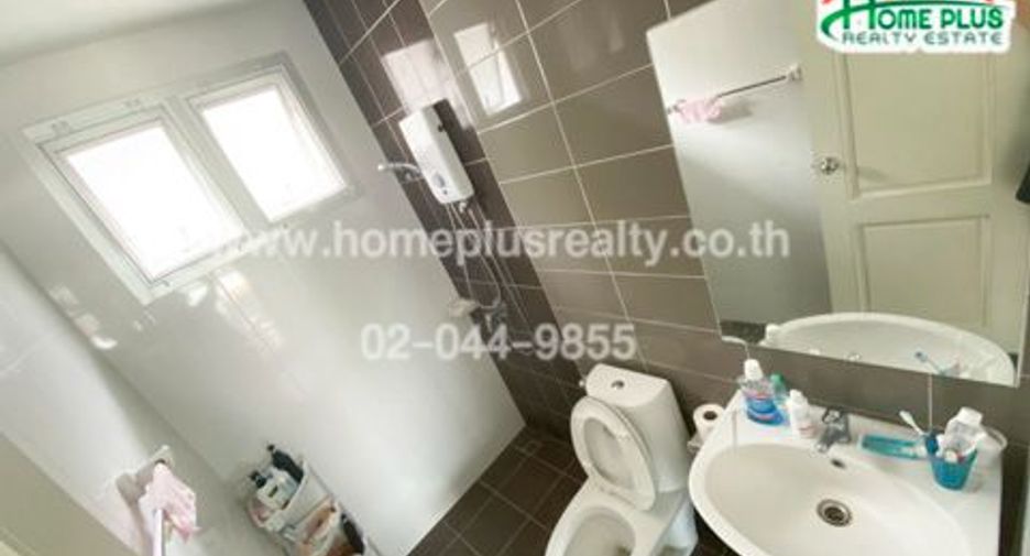 For sale 3 bedrooms house in Bang Phli, Samut Prakan