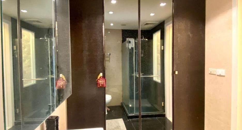 For sale 1 bed condo in Phaya Thai, Bangkok