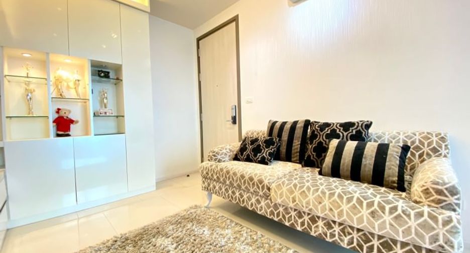 For sale 1 bed condo in Phaya Thai, Bangkok
