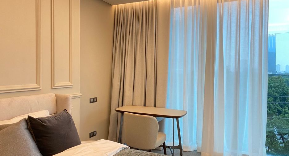 For rent 1 bed condo in Pathum Wan, Bangkok