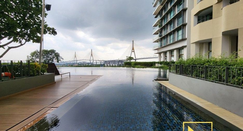 For rent 2 bedrooms condo in Yan Nawa, Bangkok