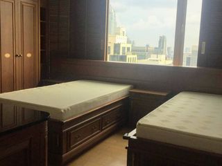 For rent 3 bedrooms condo in Pathum Wan, Bangkok