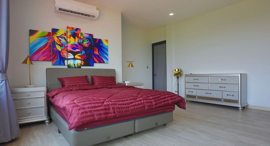 For rent 8 bedrooms house in South Pattaya, Pattaya