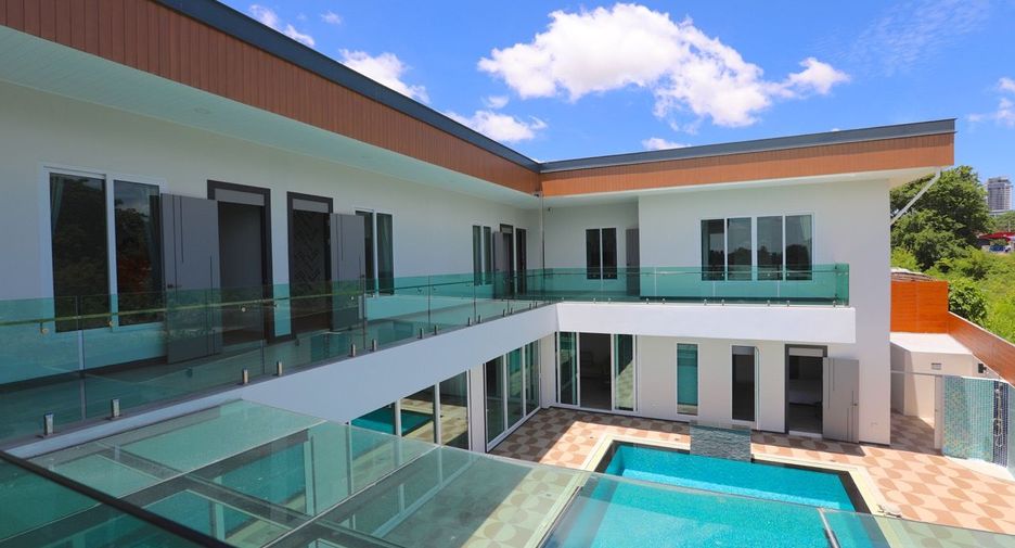 For rent 8 bedrooms house in South Pattaya, Pattaya