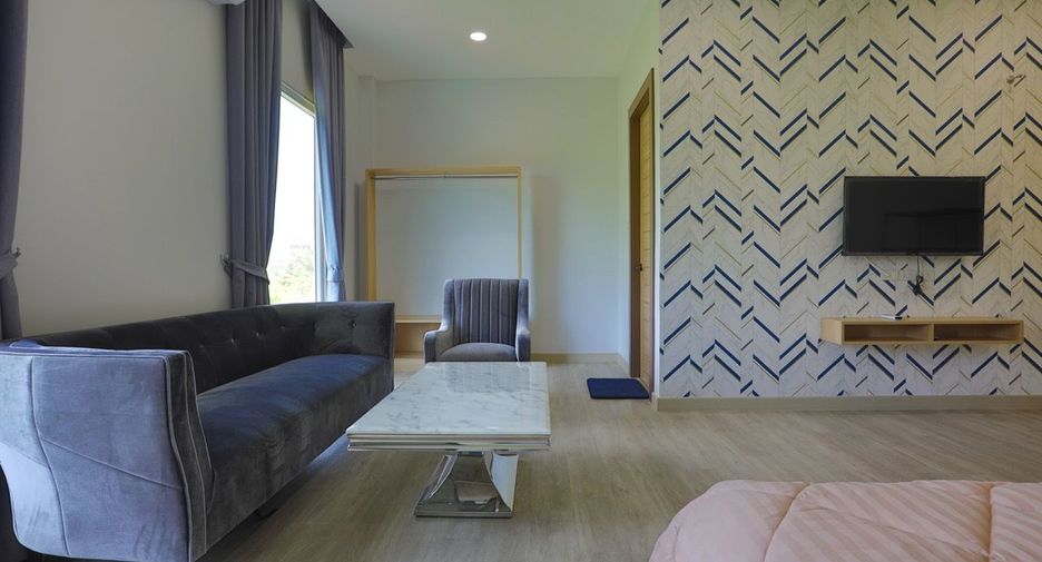 For rent 8 bedrooms house in South Pattaya, Pattaya