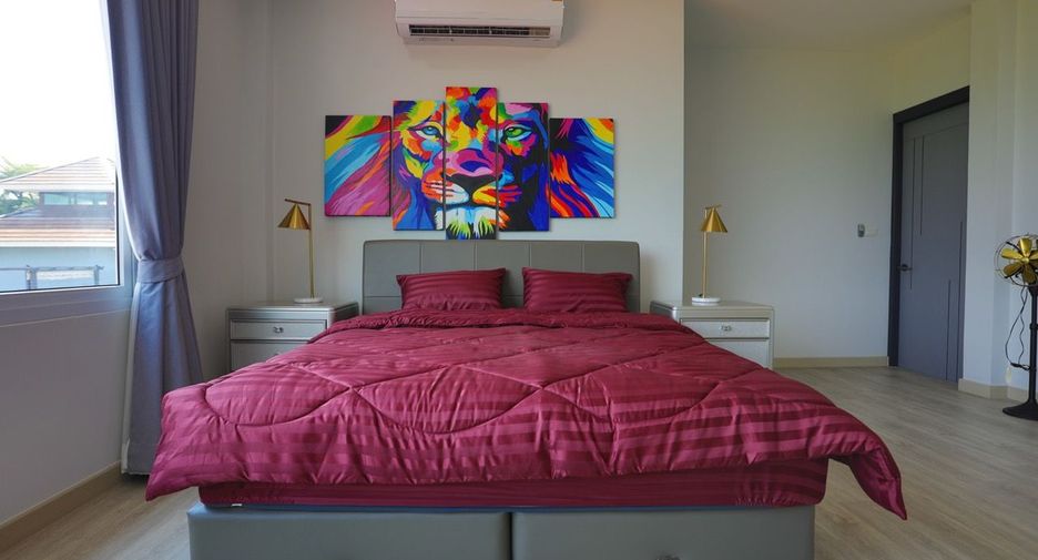 For rent 8 bedrooms house in South Pattaya, Pattaya
