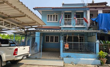 For sale 3 bedrooms townhouse in Don Mueang, Bangkok