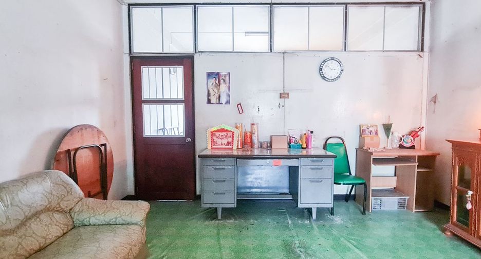 For sale 6 bedrooms retail Space in Bang Bon, Bangkok