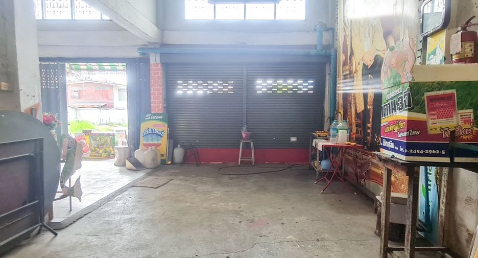 For sale 6 bedrooms retail Space in Bang Bon, Bangkok