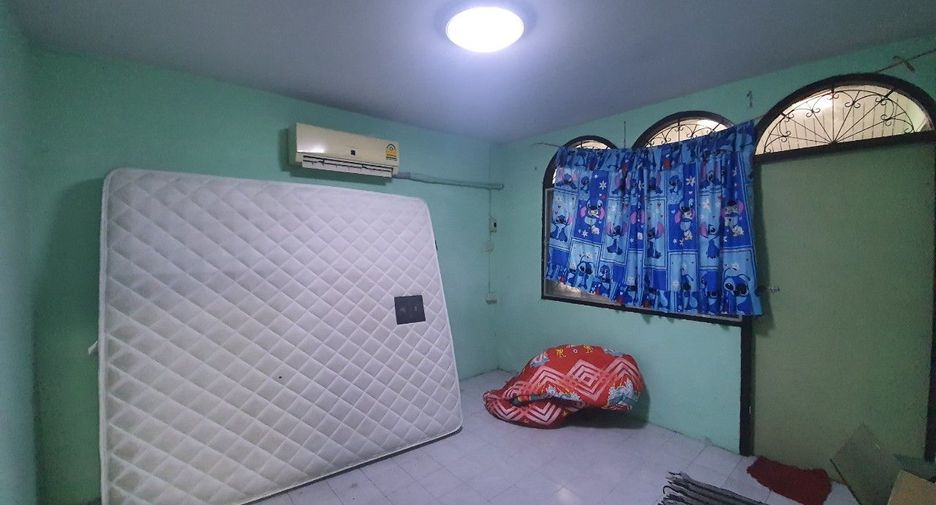 À vendre 3 chambres maison à Bang Kapi, Bangkok