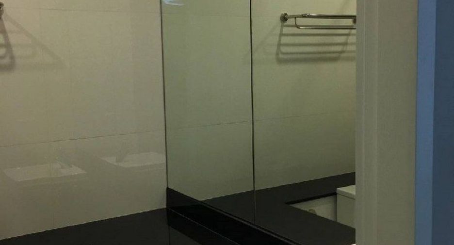 For rent 2 bedrooms condo in Pathum Wan, Bangkok