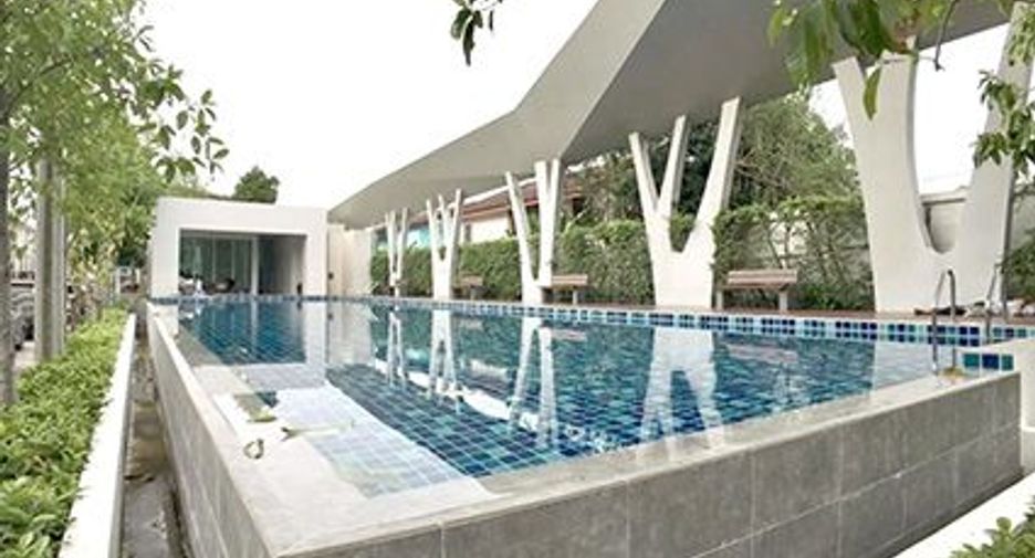 For sale 3 bedrooms townhouse in Pak Kret, Nonthaburi