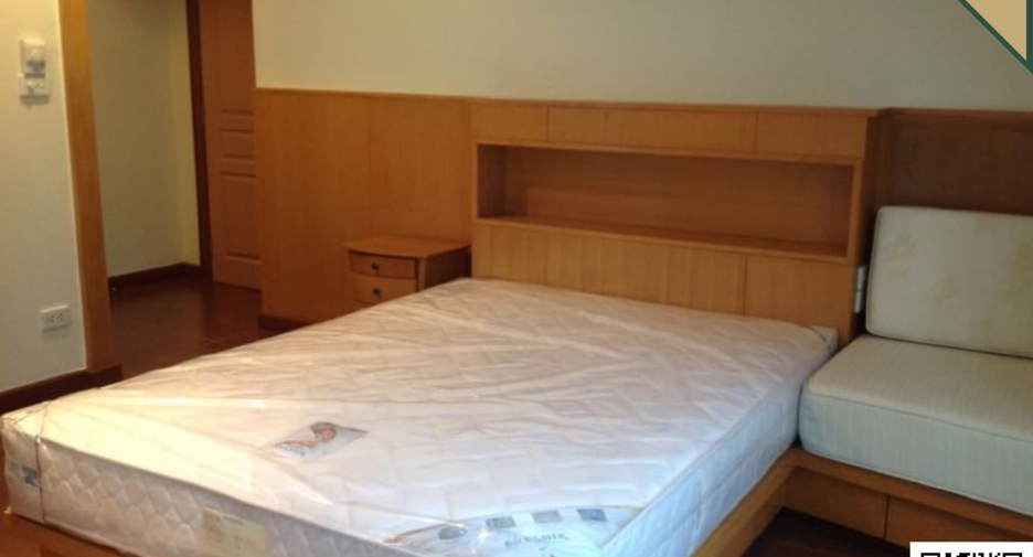 À vendre 2 chambres condo à Watthana, Bangkok