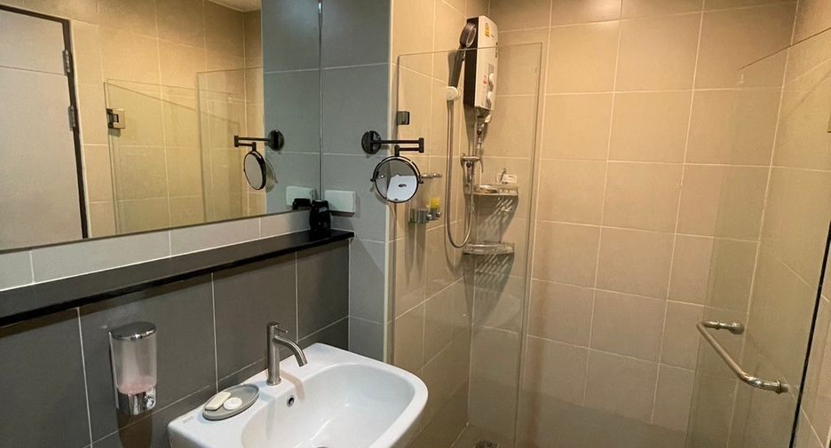 For rent 2 bedrooms condo in Mueang Chiang Mai, Chiang Mai
