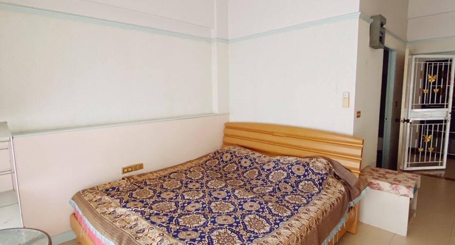 For sale 1 bed apartment in Bang Lamung, Chonburi