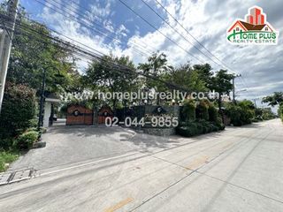 For sale 4 bedrooms house in Mueang Samut Prakan, Samut Prakan