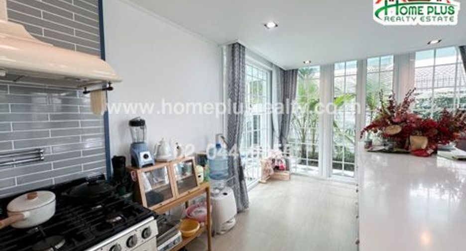 Продажа 4 спальни дом в Mueang Samut Prakan, Самутпракан