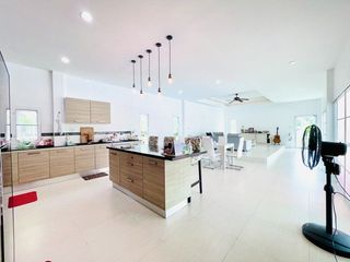 For rent 3 bed villa in Mueang Krabi, Krabi