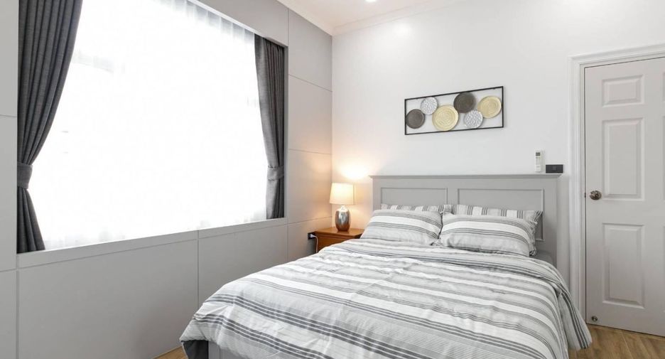 À vendre 5 chambres villa à San Kamphaeng, Chiang Mai