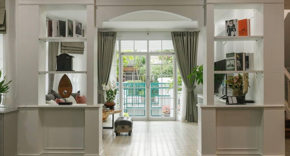 À vendre 5 chambres villa à San Kamphaeng, Chiang Mai