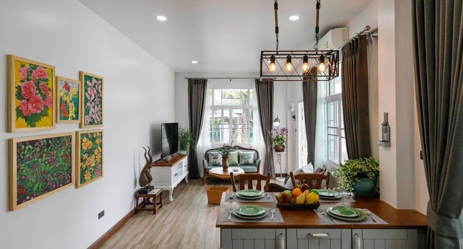 À vendre 5 chambres villa à San Kamphaeng, Chiang Mai