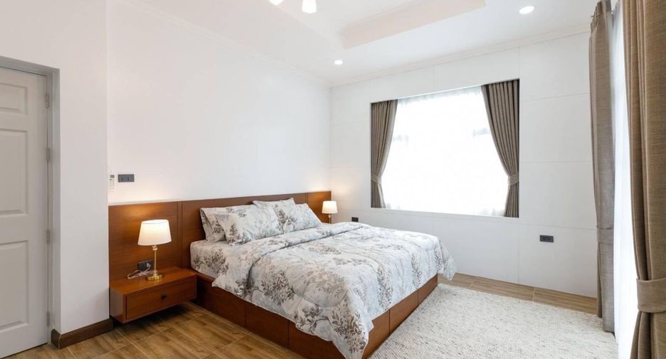 À vendre 5 chambres villa à San Kamphaeng, Chiang Mai